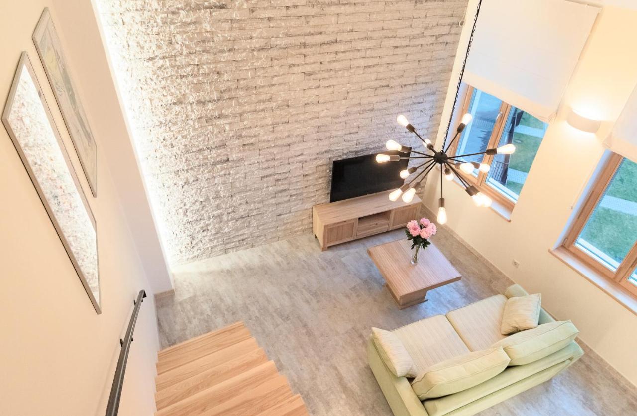 Kaunas City Center Loft By Urban Rent Bagian luar foto